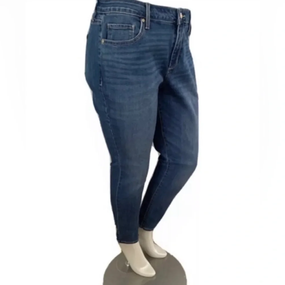 NWT Sonoma Skinny Jeans Comfort Support size 18 New